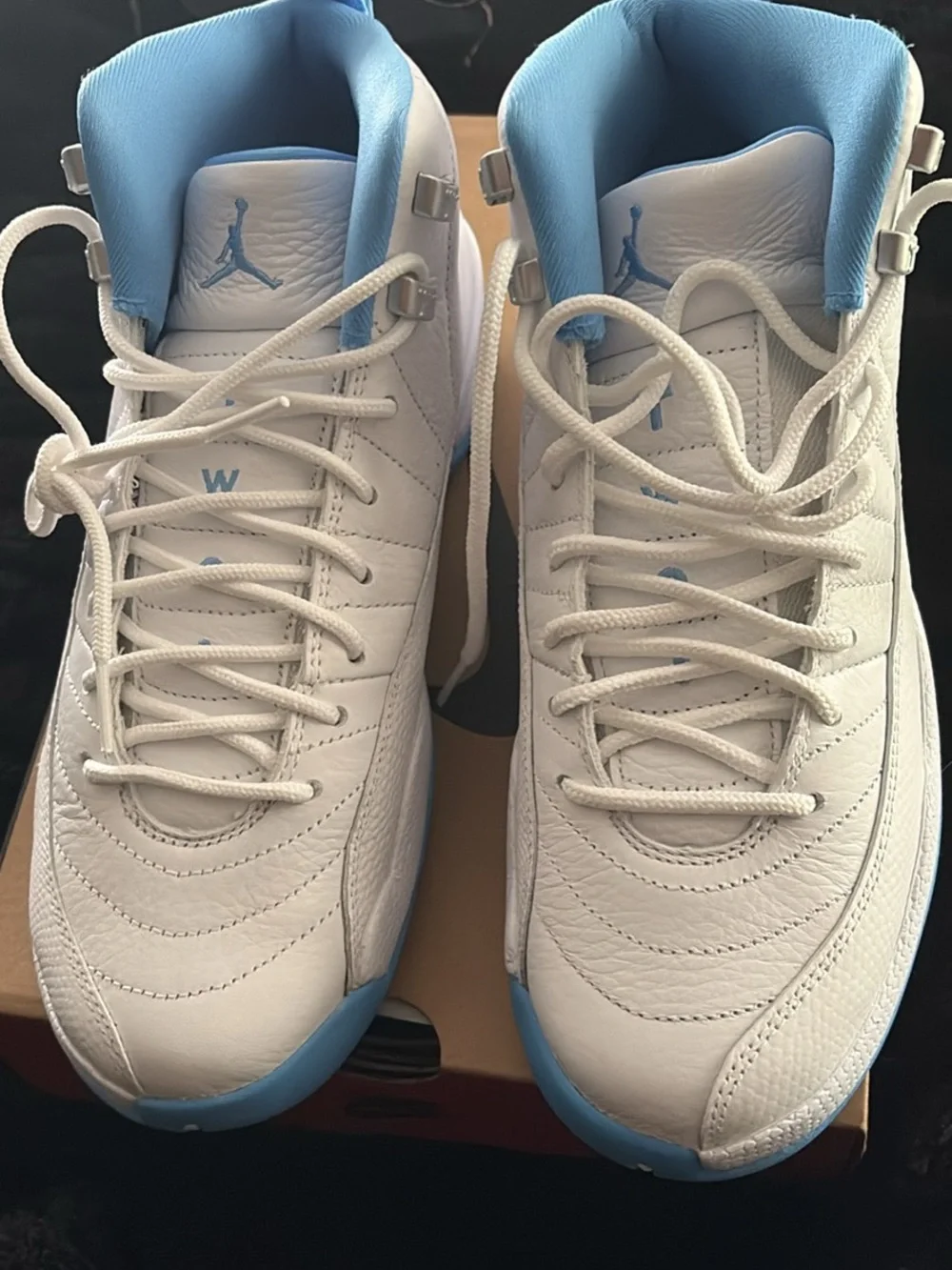 Kids White and Light Blue Athletic Sneakers size 7 kids brand new